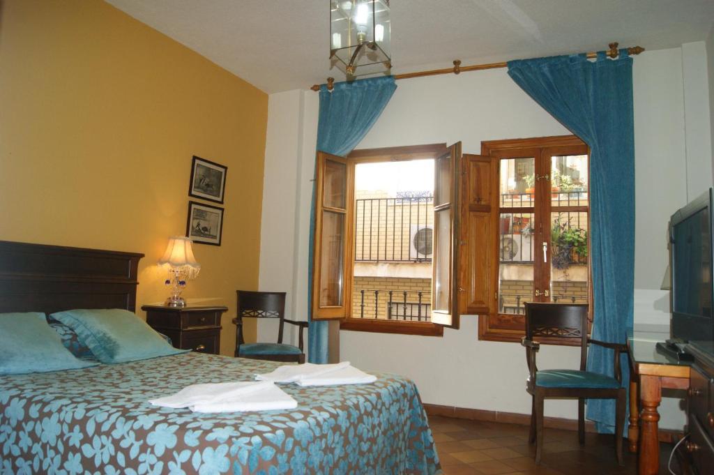 Hotel Almona Гранада Стая снимка